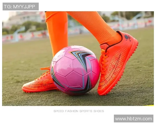 拼多多足球鞋热销中性价比高助你在球场上尽显风采