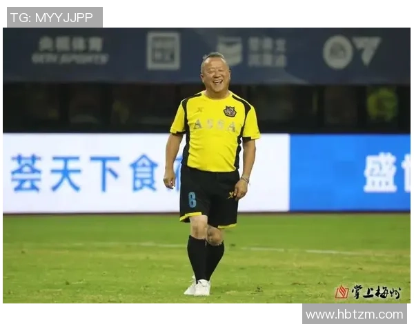 曾志伟的足球情缘与人生旅程探秘