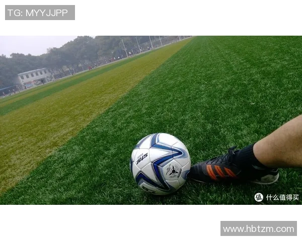 足球与张国荣的激情碰撞：从绿茵场到音乐舞台的传奇故事