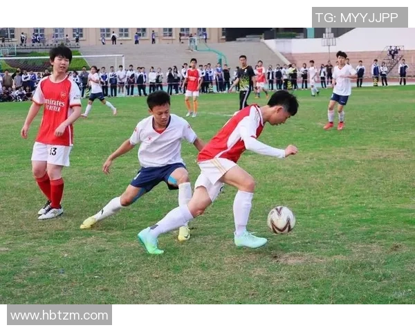 足球比赛中最少需要多少名球员才能正常进行比赛的探讨与分析